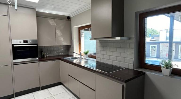 Wonderful serviced apartment with patio & garden | Pet-friendly — photo 3