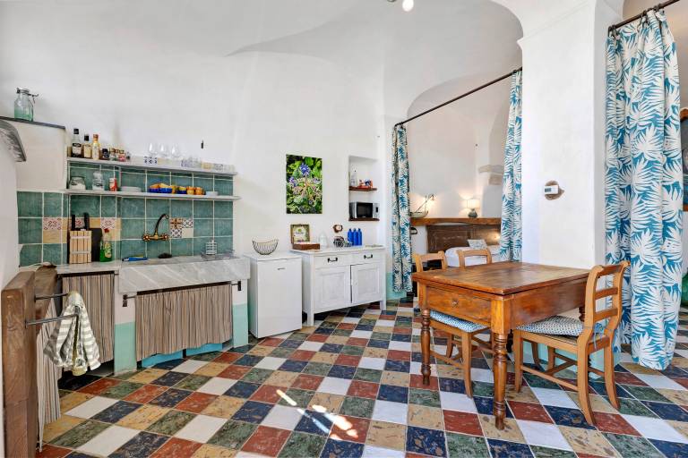 Apartment 'Lavanda' with Sea View, Garden, and Wi-Fi — photo 5