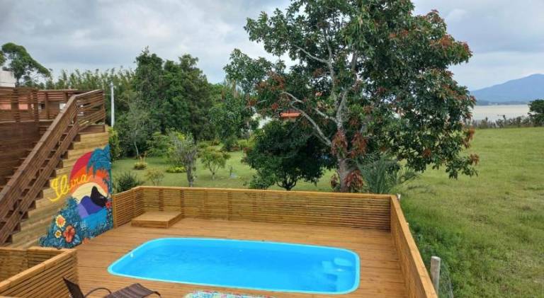 Lodge with yard, patio & barbecue | Suitable for remote work — photo 3