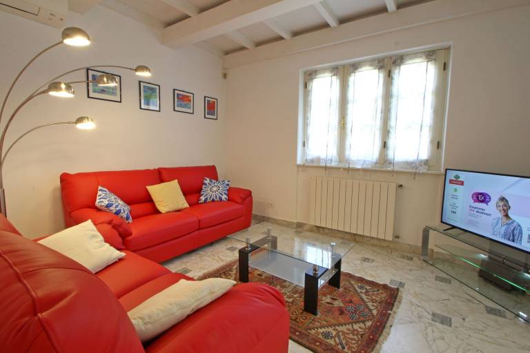 Fully equipped villa with terrace, barbeque & yard | Dogs allowed — photo 3