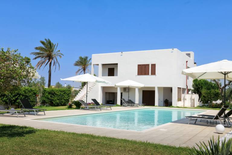 Tenuta Ricco Room With Pool And Garden