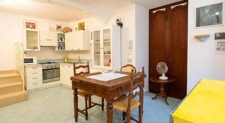 Rental apartment with 1 room for 6 persons — photo 5