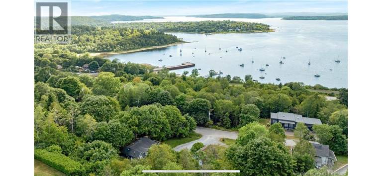 House  Rothesay