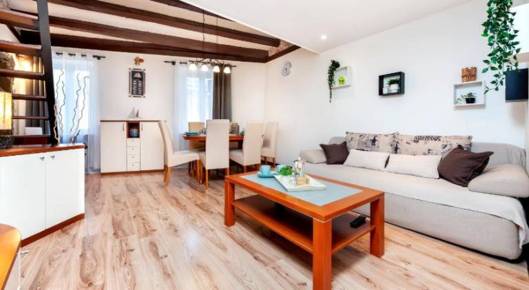 Apartment with 2 rooms for 4 persons in Rovinj