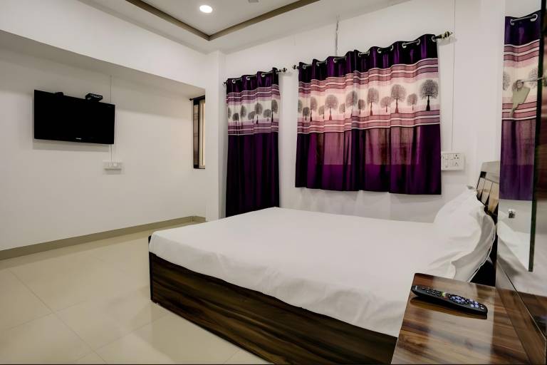 Shri Kanha Lodging And Boarding in Chhatrapati Sambhajinagar