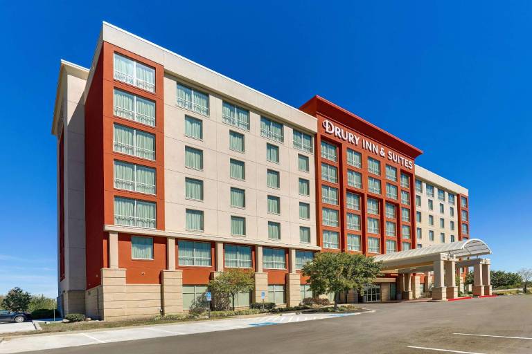 Drury Inn & Suites Kansas City Independence in Independence, MO