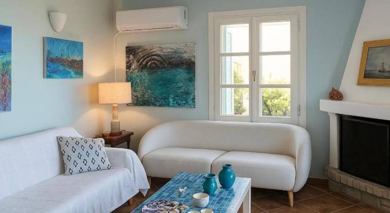 Charming villa with yard & terrace | Suitable for remote work | Pet-friendly — photo 2