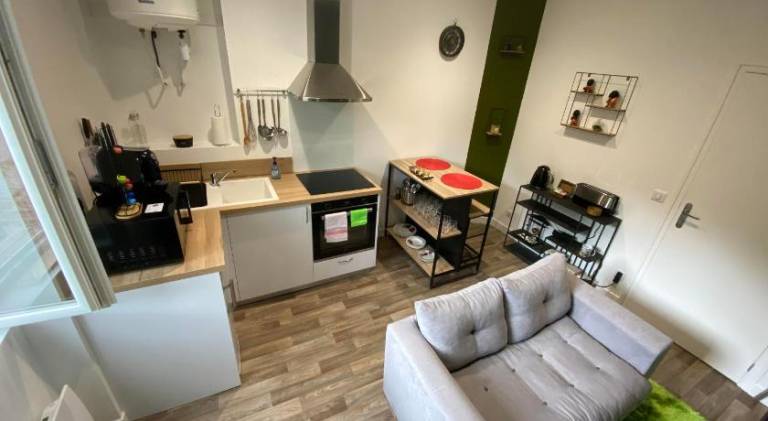 Rental apartment with 1 room for 2 persons in Gaillard