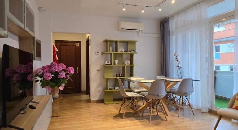 Rental apartment with pool in Lloret de Mar