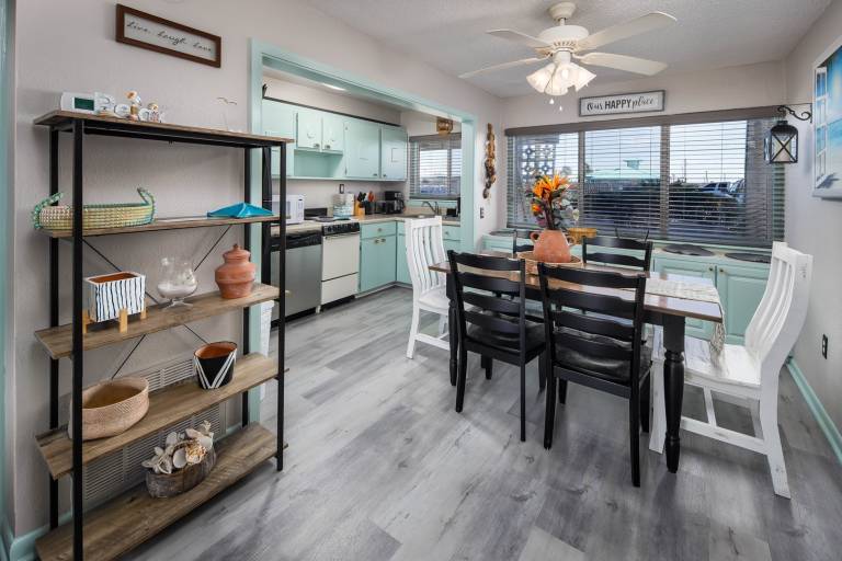 104A - 1BR/1 Bath at Seaspray Condos on Okaloosa Island, Fort Walton Beach, Fl — photo 5