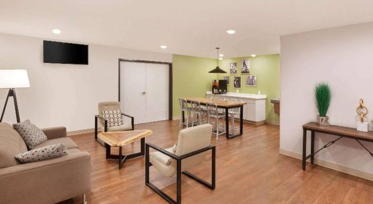 WoodSpring Suites Las Colinas - Northwest Dallas — photo 5
