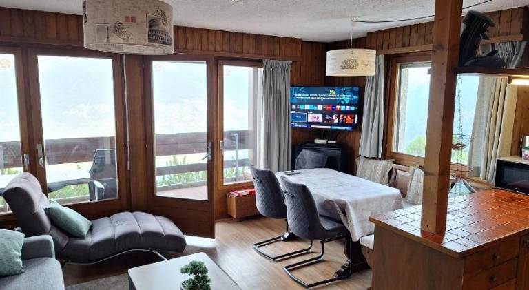 Apartment with pool & sauna in Vex