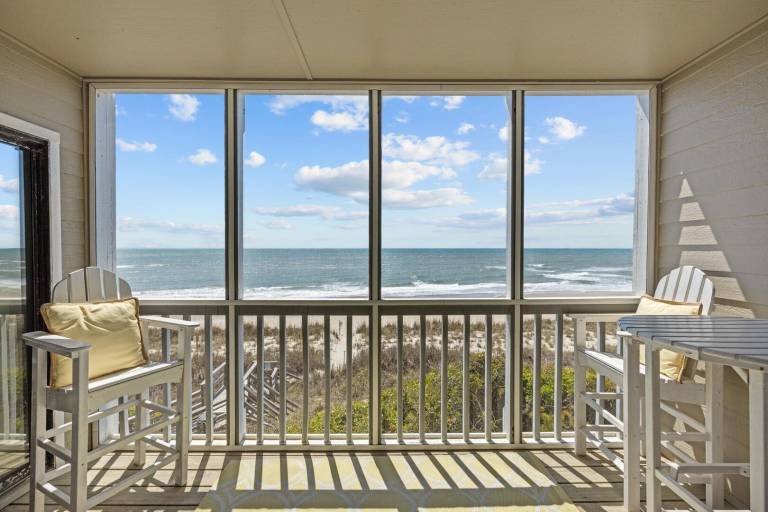 Condo  Pine Knoll Shores