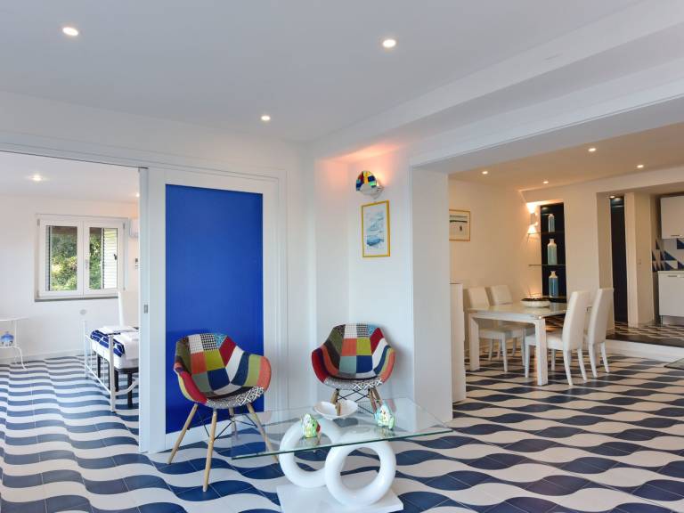 Holiday apartment with terrace — photo 3