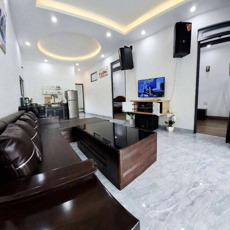 Ample vacation home with terrace, yard & jacuzzi | Dogs allowed in Da Lat