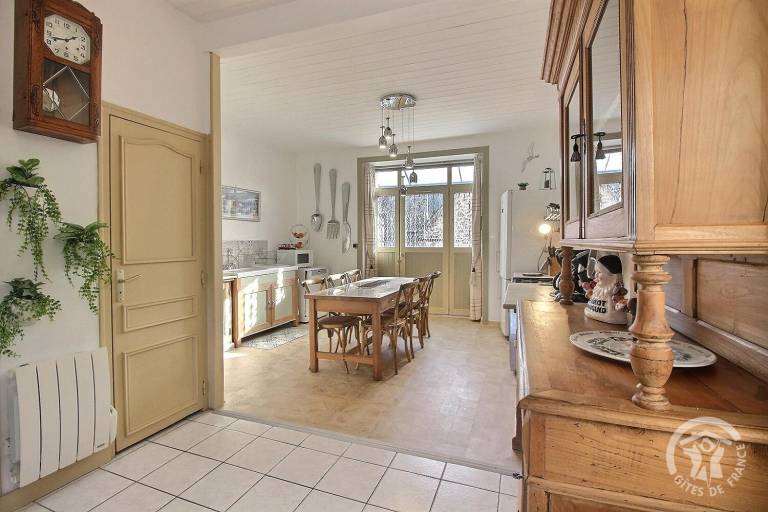 Gite with yard, barbeque & patio — photo 3