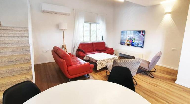 Rental apartment with 3 rooms for 6 persons — photo 2