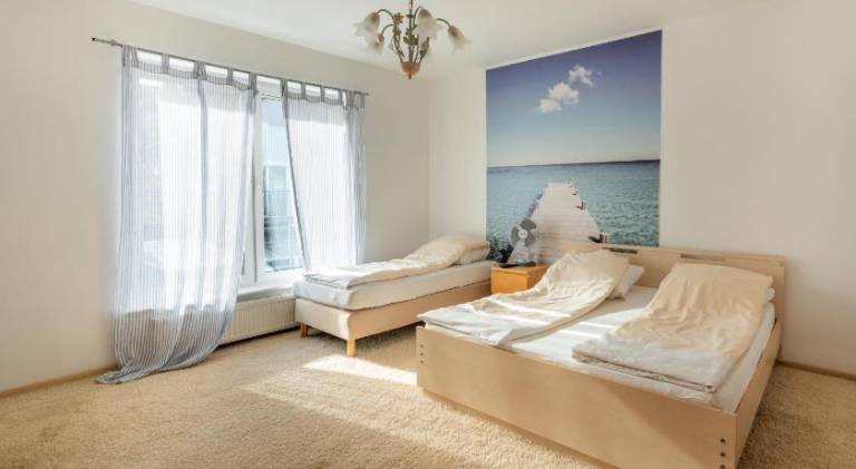 Lovely serviced apartment with BBQ & yard | Next to the beach | Pets are welcome — photo 2