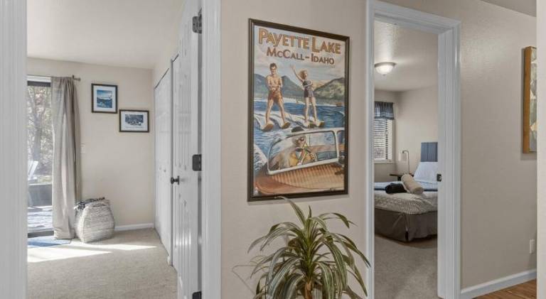 Lovely vacation home with pool | Pet-friendly — photo 5