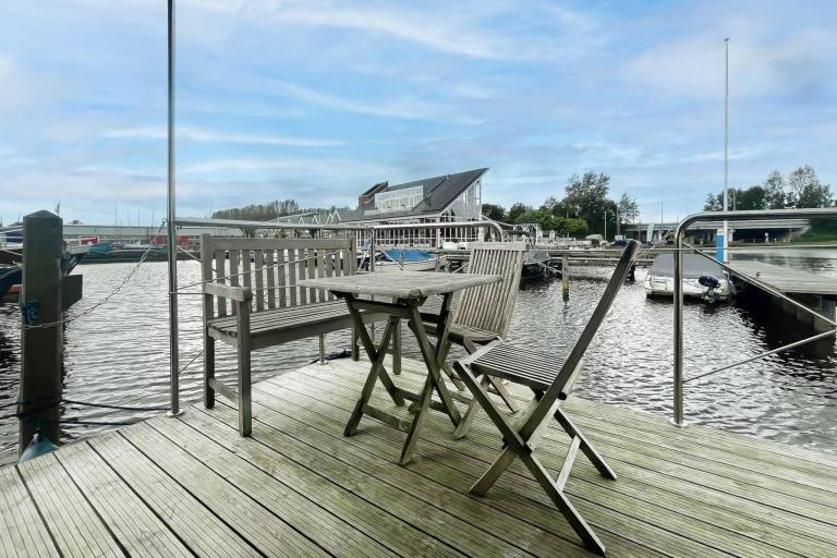 Boat with patio | Pet-friendly — photo 4