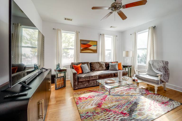 Queen City Charm Near University & Hospitals