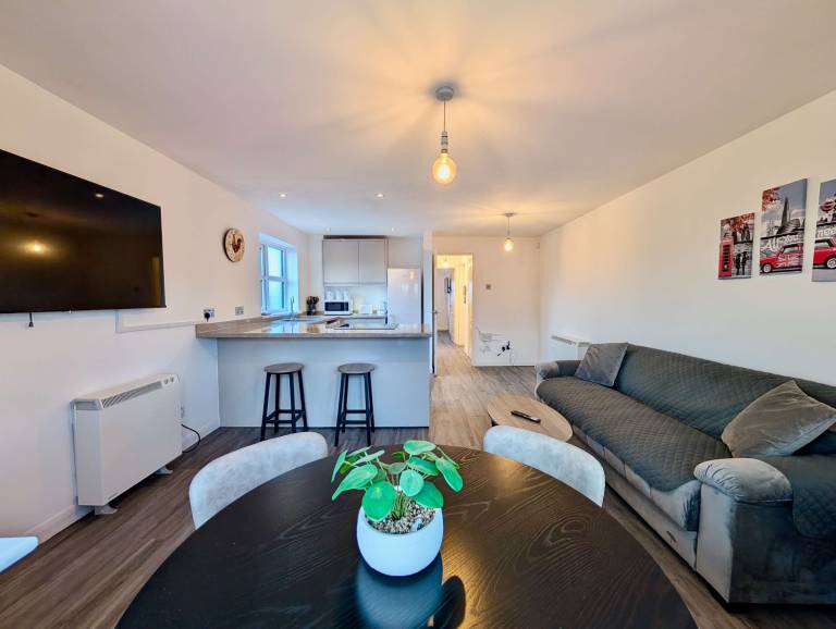 Charming One Bedroom Flat in Slough