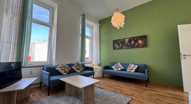 Rental apartment with 2 rooms for 4 persons in Wuppertal