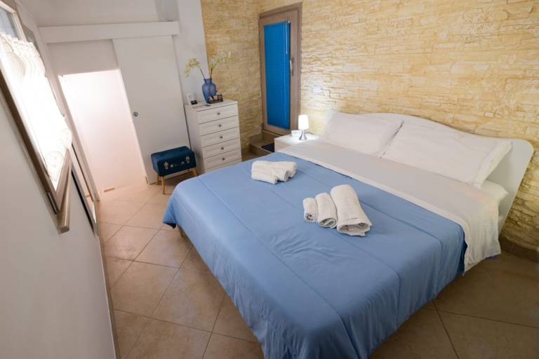 Private room with terrace | Panoramic view — photo 2