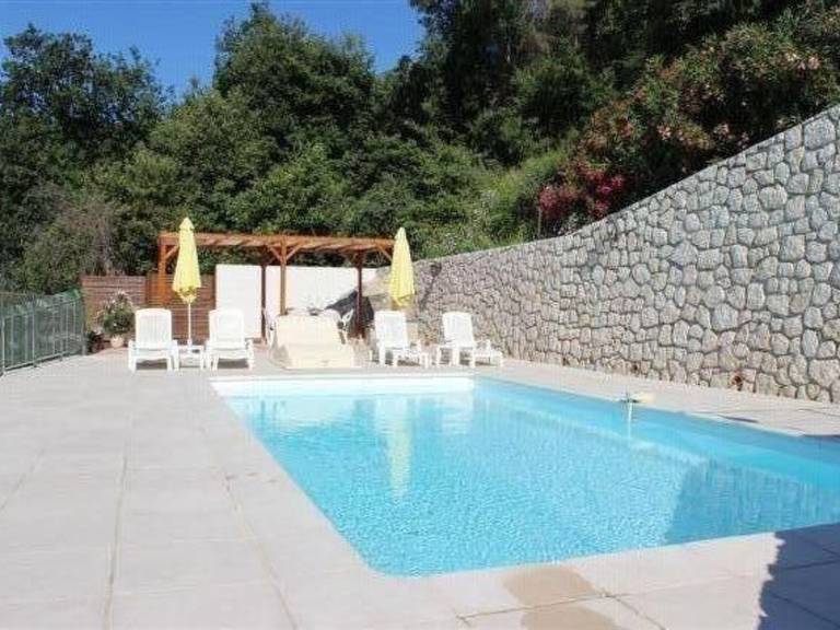 Fully equipped vacation home with yard, private pool & terrace | Dogs allowed — photo 2