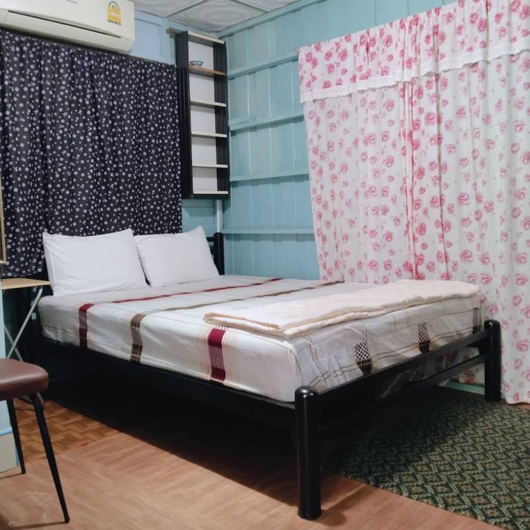 Rental with garden & patio | Garden view