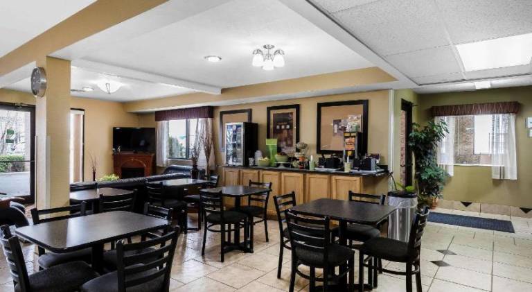 Quality Inn Dumas — photo 4