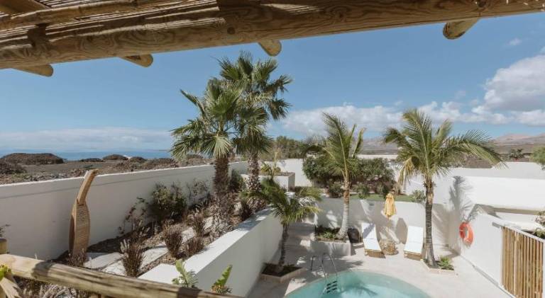 Villa with private pool, garden & BBQ — photo 3