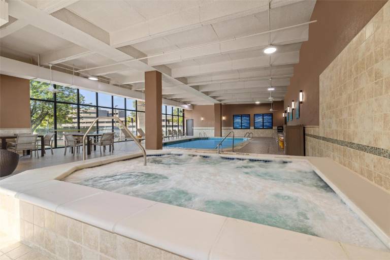 Drury Plaza Hotel St. Louis Creve Coeur — photo 3