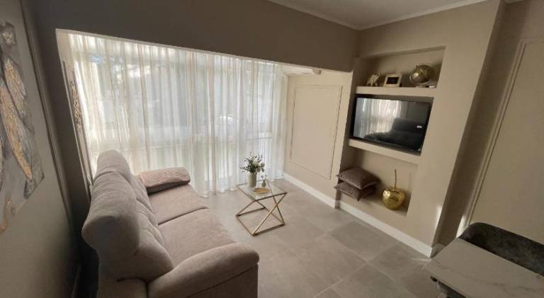 Apartment with yard & private pool | Dogs allowed — photo 2