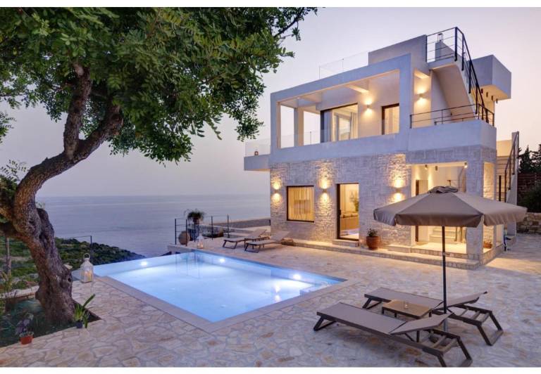 Villa Paxos