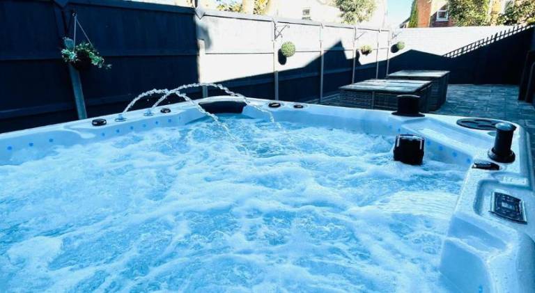 House with jacuzzi | Close to the beach | Pet-friendly — photo 5