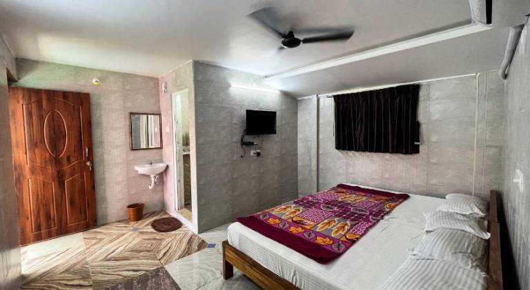 ROYAL GRAND RESIDENCY near Paradise Beach