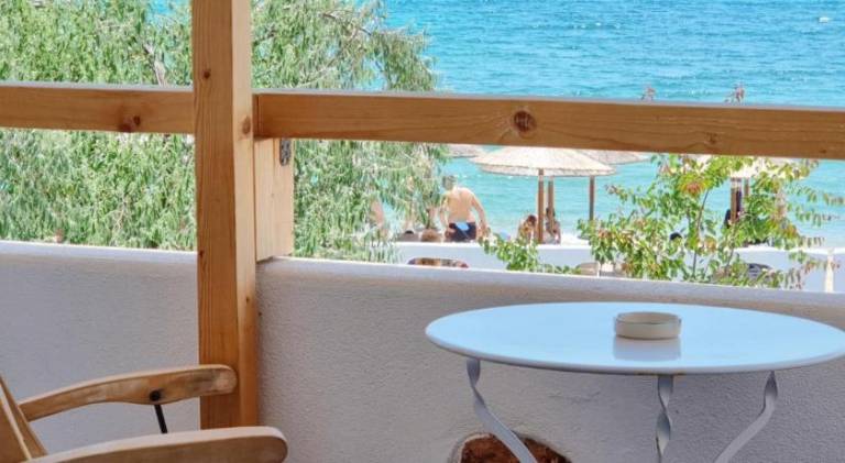 Apartment with BBQ, terrace & yard in Thasos