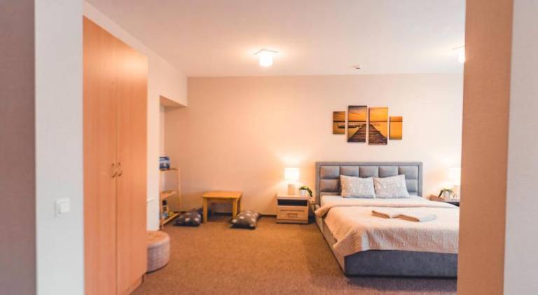 O K Hotel