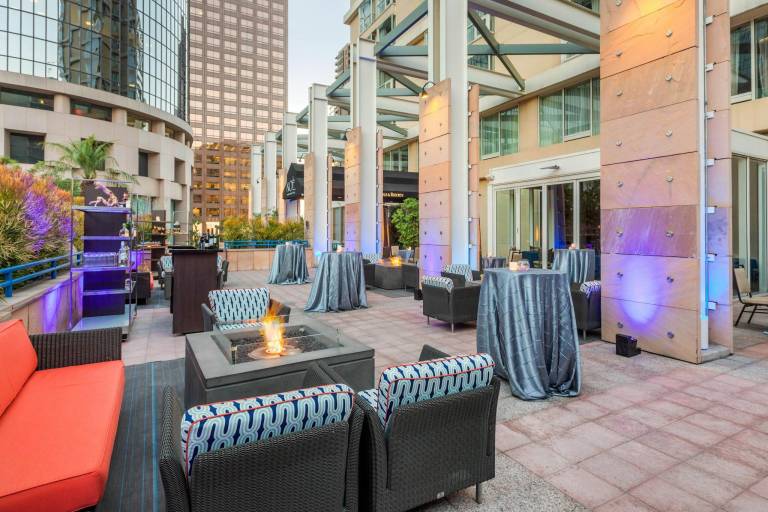 Omni Los Angeles at California Plaza — photo 3