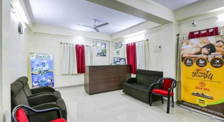 Serviced apartment with patio & yard | Dogs allowed — photo 4