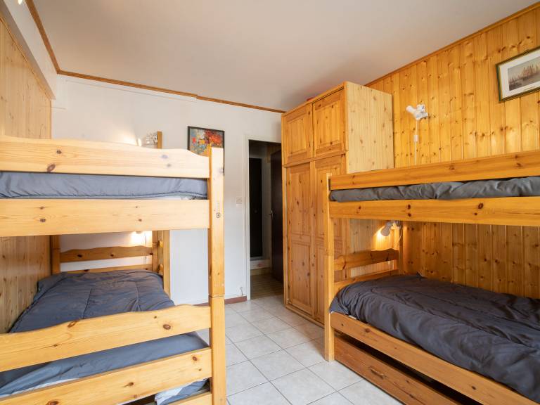 Apartment with 1 room for 5 persons — photo 4