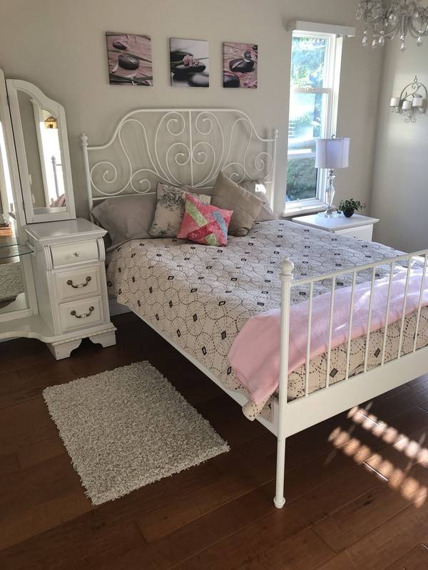 Private room  Coquitlam