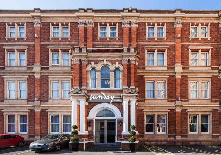 Exeter Rougemont Station Experience By Palette Resorts in Exeter