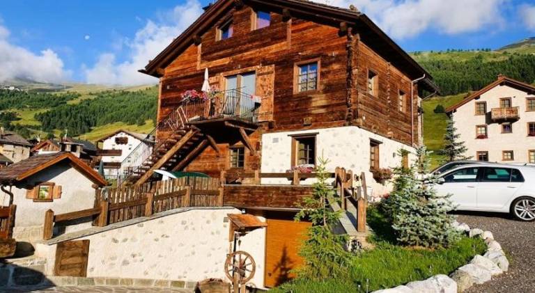 Beautiful apartment with yard, BBQ & patio | Close to the ski | Suitable for remote work | Dogs allowed — photo 2