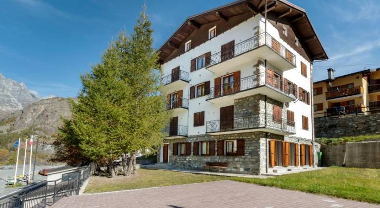 HelloChalet - Maison Rue de la Neige - Family Ski Holiday walking distance skirun and gondola — photo 2