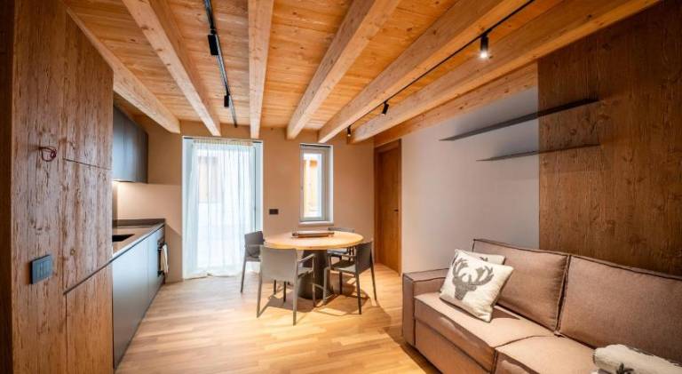 Apartment with terrace in Ponte di Legno