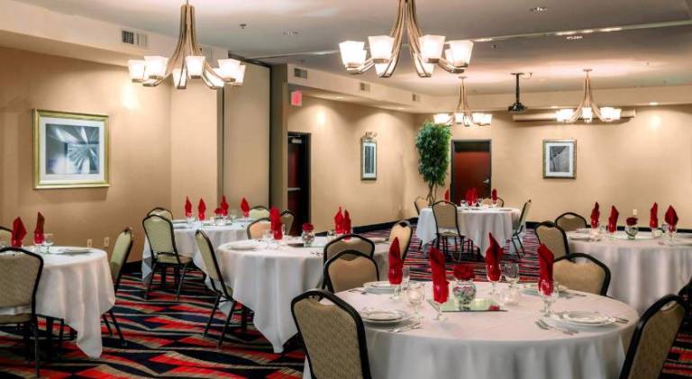 Holiday Inn Oklahoma City Airport By IHG — photo 4