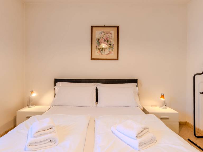 Rental apartment with terrace | Lake view — photo 4