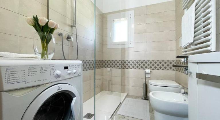 Holiday apartment with 2 rooms for 6 persons — photo 2
